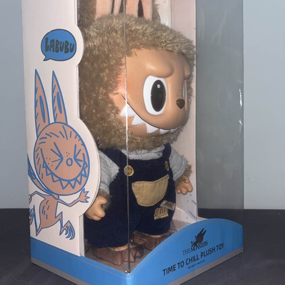 Labubu - Picture 2 of 4